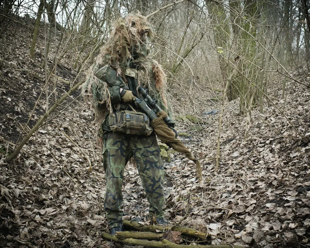 5 Steps Make Your Own Badass Ghillie Suit for Survival