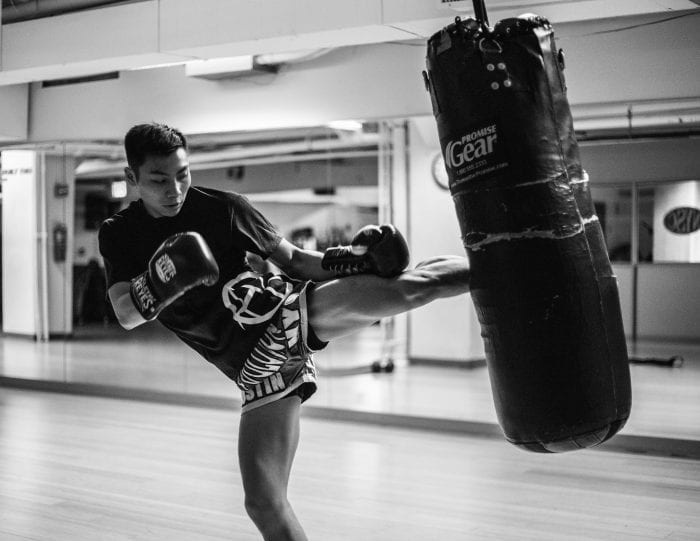 muay-thai-bag-kick