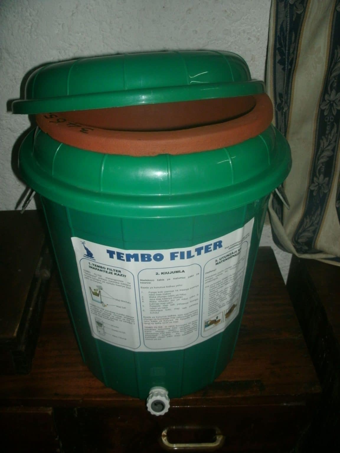 How to Build Your Own Home Water Filter System [4 Types]