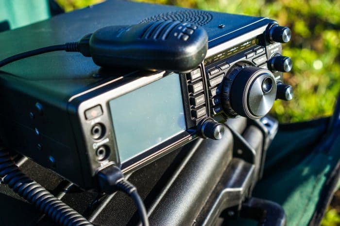 10 Best Handheld Ham Radios For Off Grid Comms